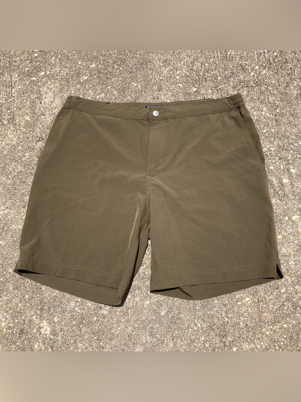 Thousand Miles Men’s Shorts Large Green Performance Outdoor 7” Inseam Zip Pocket